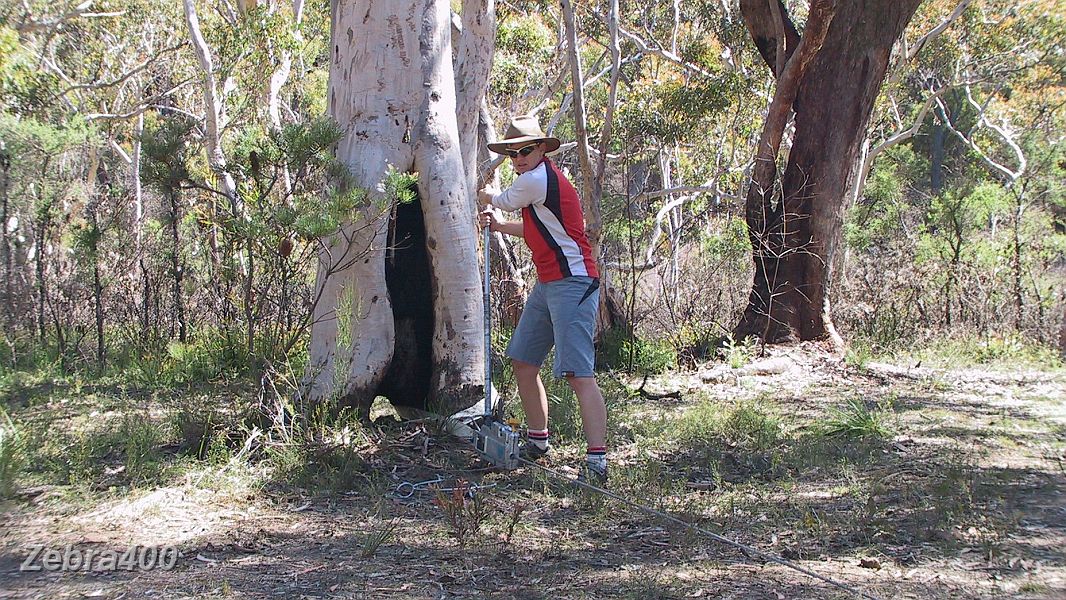 19-Heidi fires up the hand winch after Laurie gets bogged in Kangaroo Valley!.JPG